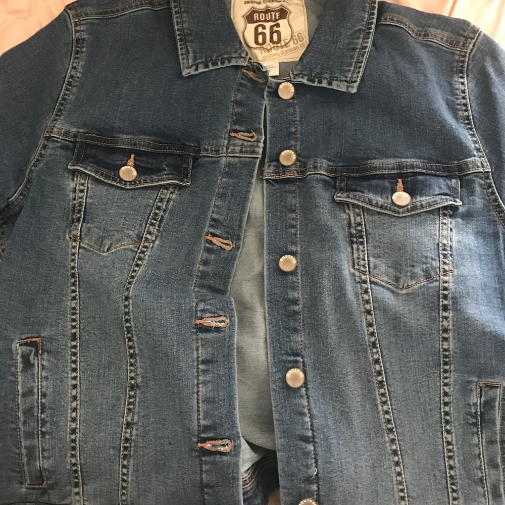 Jean Jacket - Picture 3 of 4